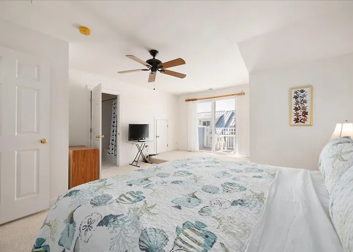 Beautiful 4 Bedroom Townhouse In Sunset Island! * Ocean City