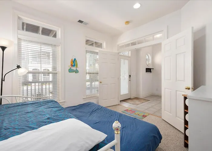 Holiday home Beautiful 4 Bedroom Townhouse In Sunset Island! *
